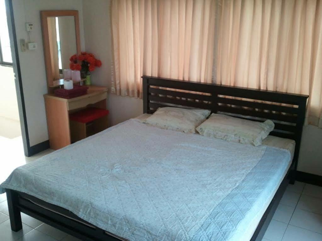 M & A Guesthouse หัวหิน ภายนอก รูปภาพ