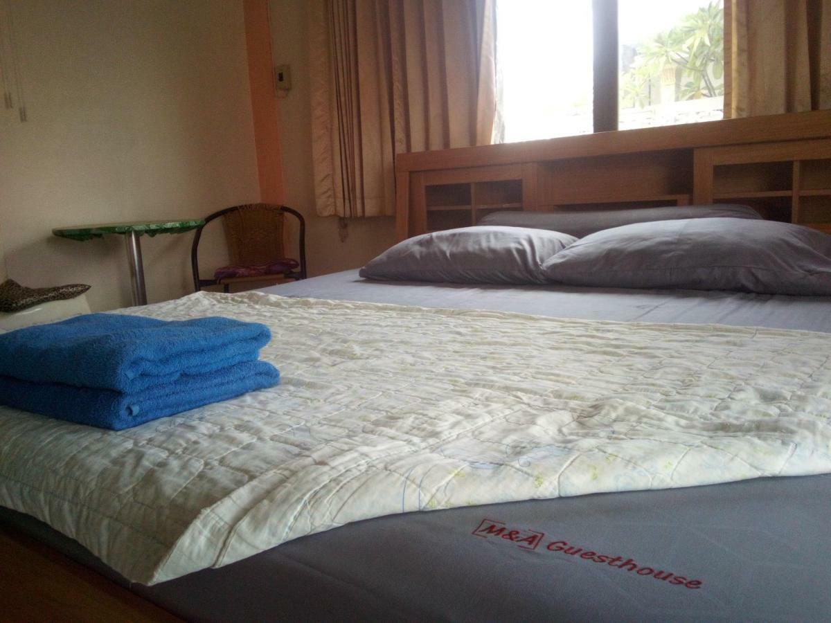 M & A Guesthouse หัวหิน ภายนอก รูปภาพ